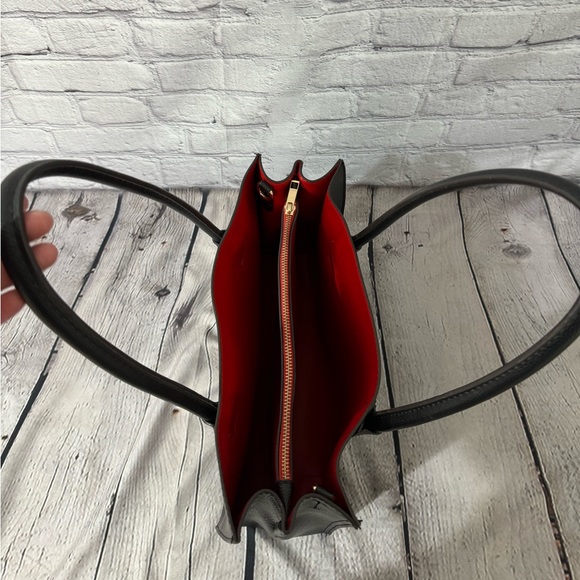 Carolyn Tucker Tote Bag - Picture 5 of 7